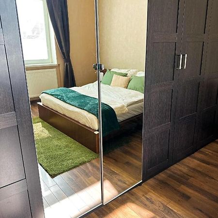 Spacious City Centre Apartment Bratysława Zewnętrze zdjęcie